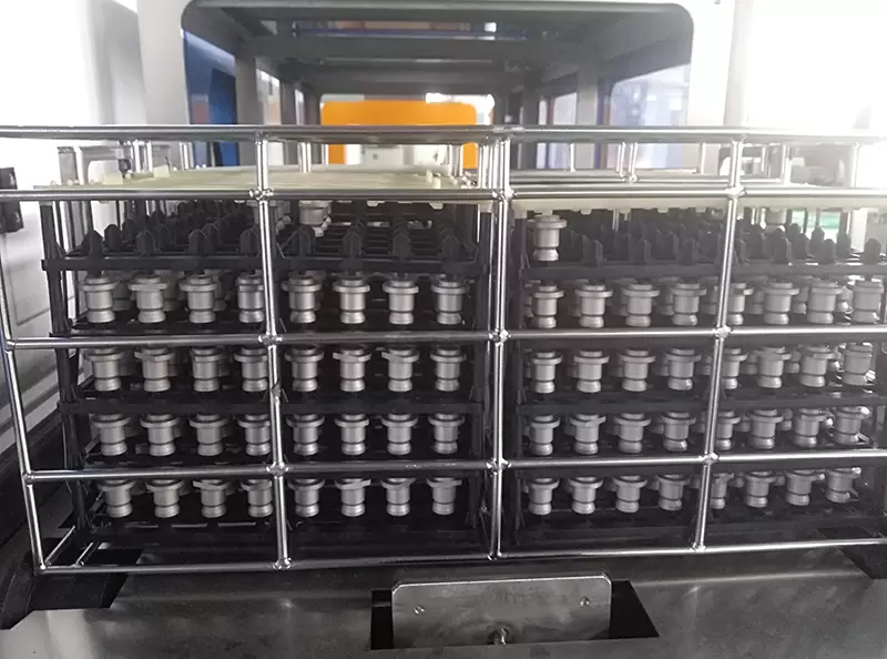 单工位改性醇真空清洗机