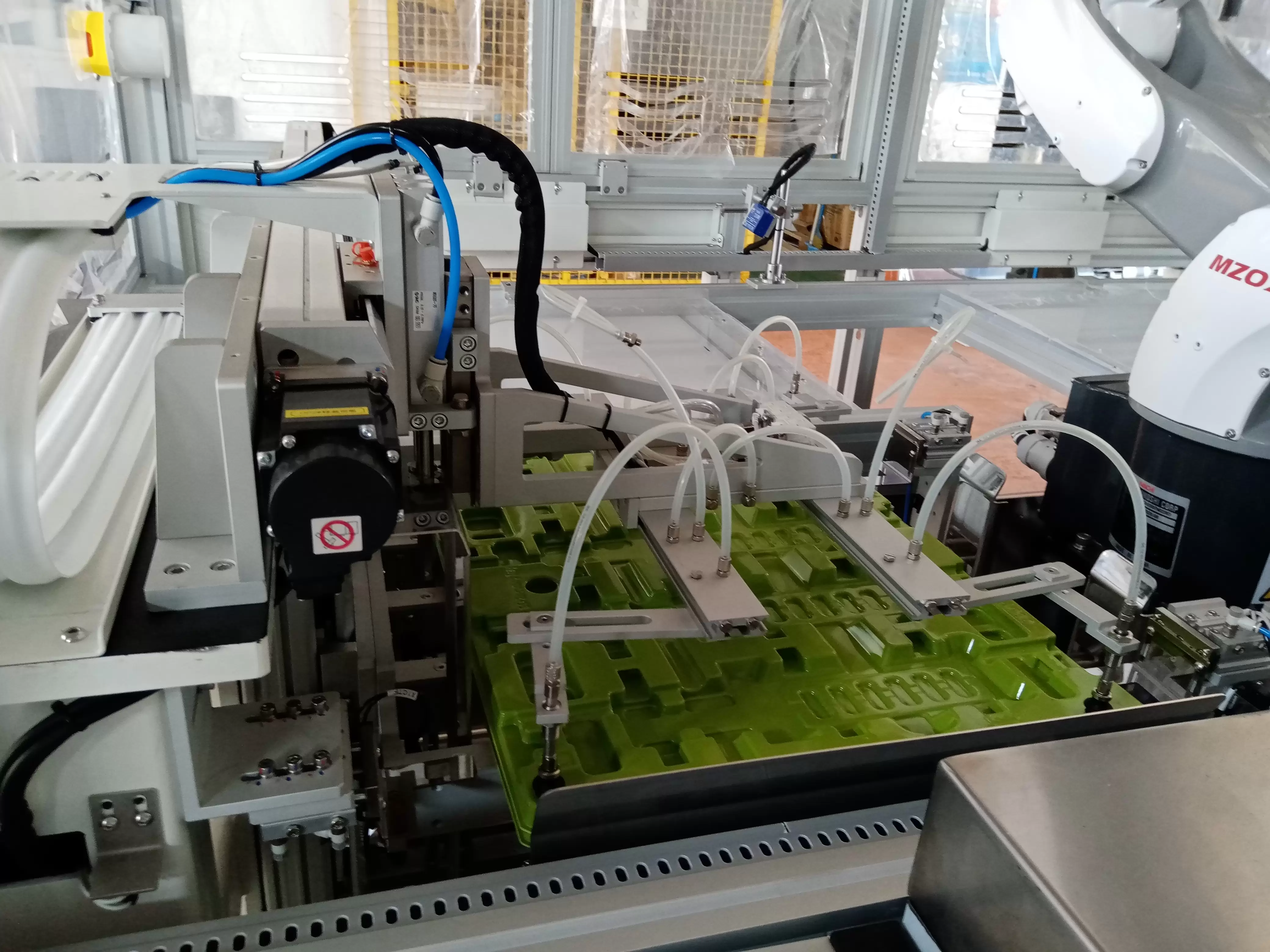 全自动tray吸塑盘清洗机