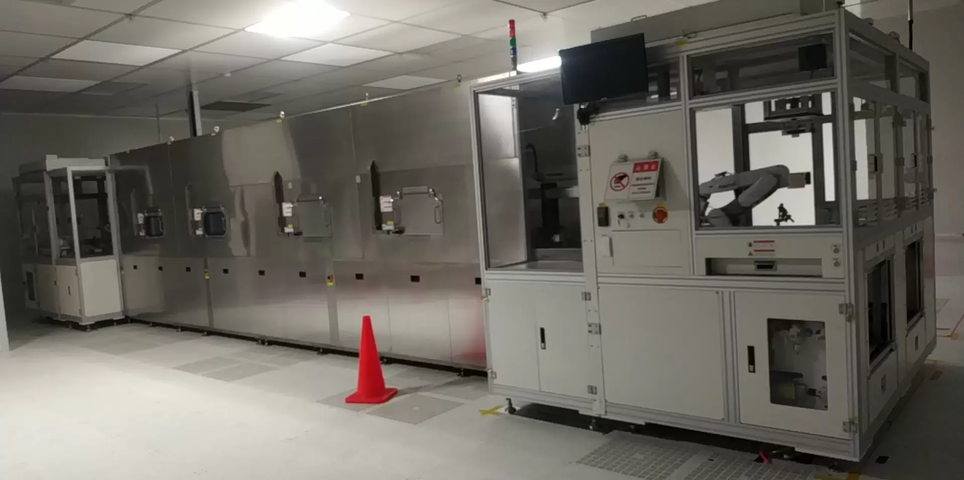 全自动tray吸塑盘清洗机